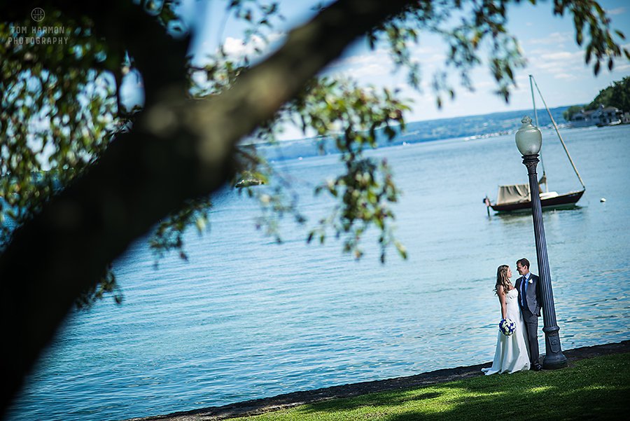 wedding pictures at skaneateles lake
