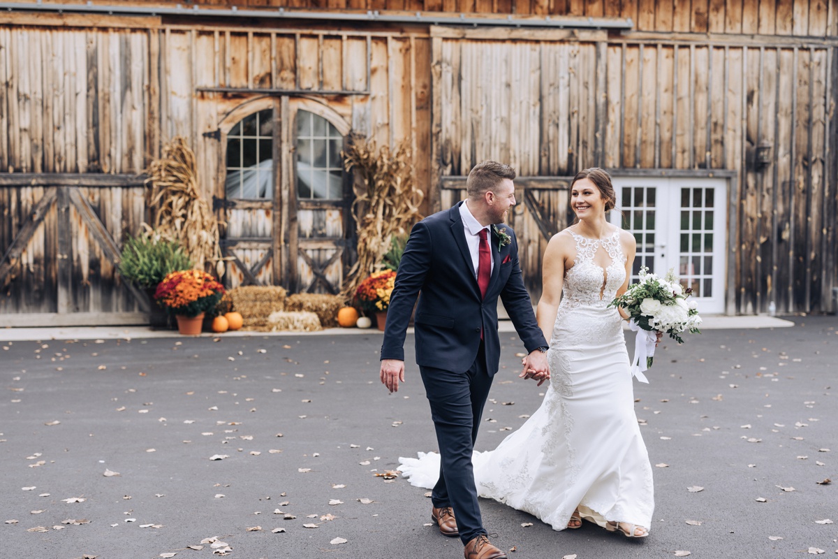 wolf oak acres wedding